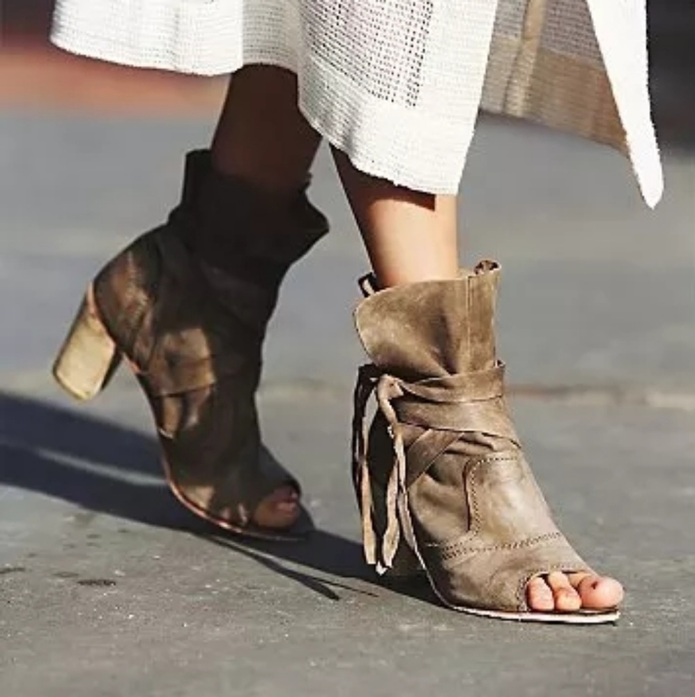Summer boots